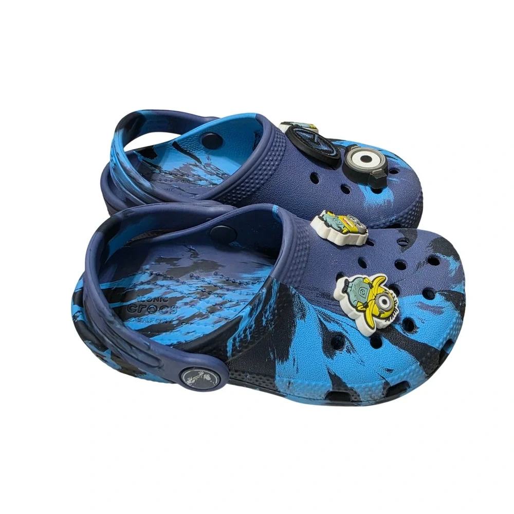 Crocs Kids Classic Clog Blue Black Marble Minions Charms Size 10 C10